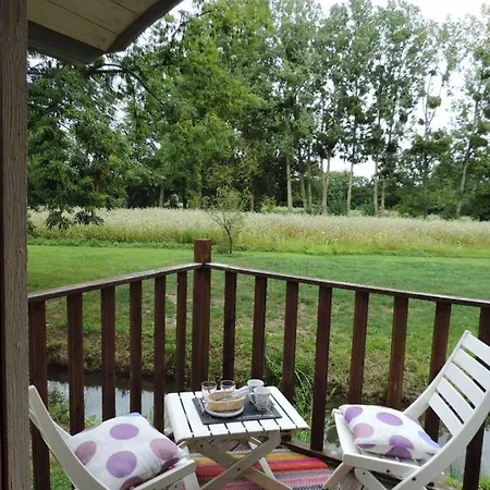 Campismo de Luxo Les Roulottes De Celine Ruille-en-Champagne